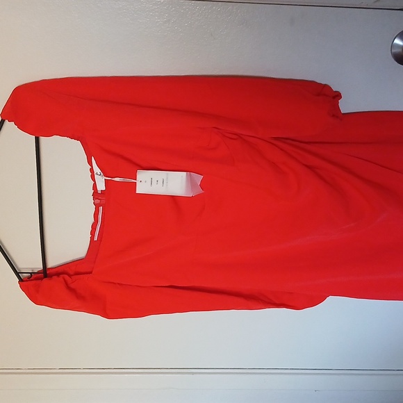 Commense Red Dress - Picture 2 of 16